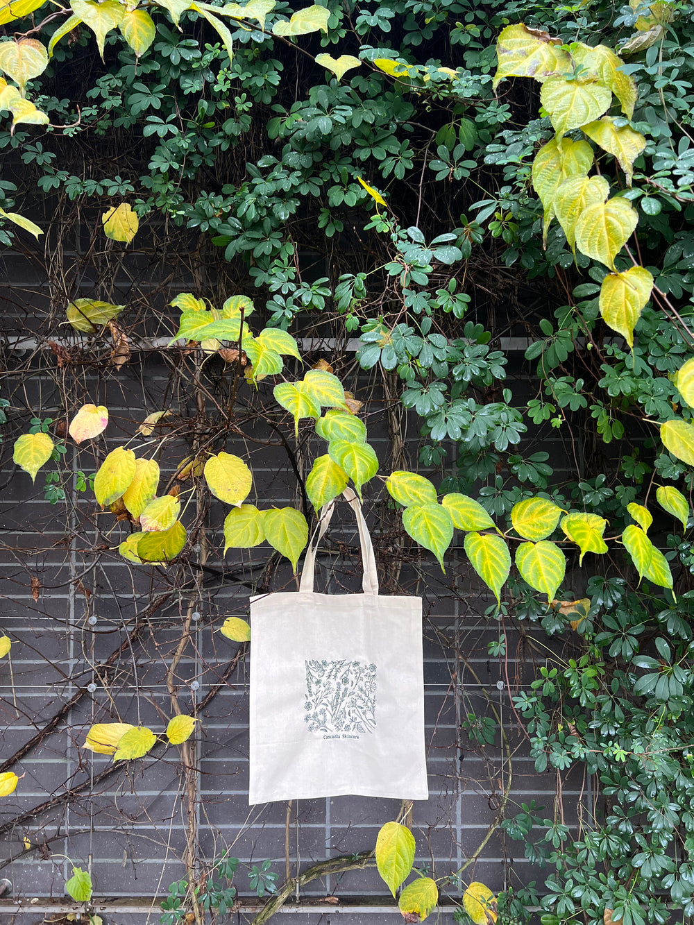 Floral Embroidery Tote